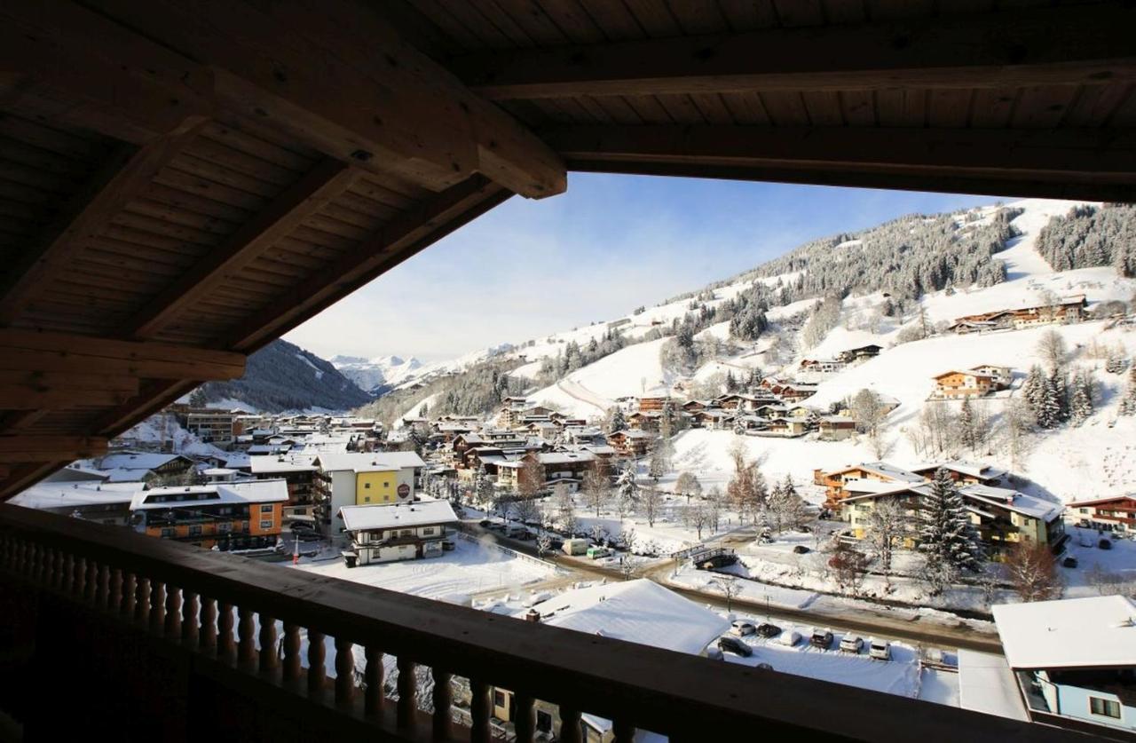 Johanneshof - Dein Mountain Wohlfuehlhotel Saalbach-Hinterglemm Exterior foto
